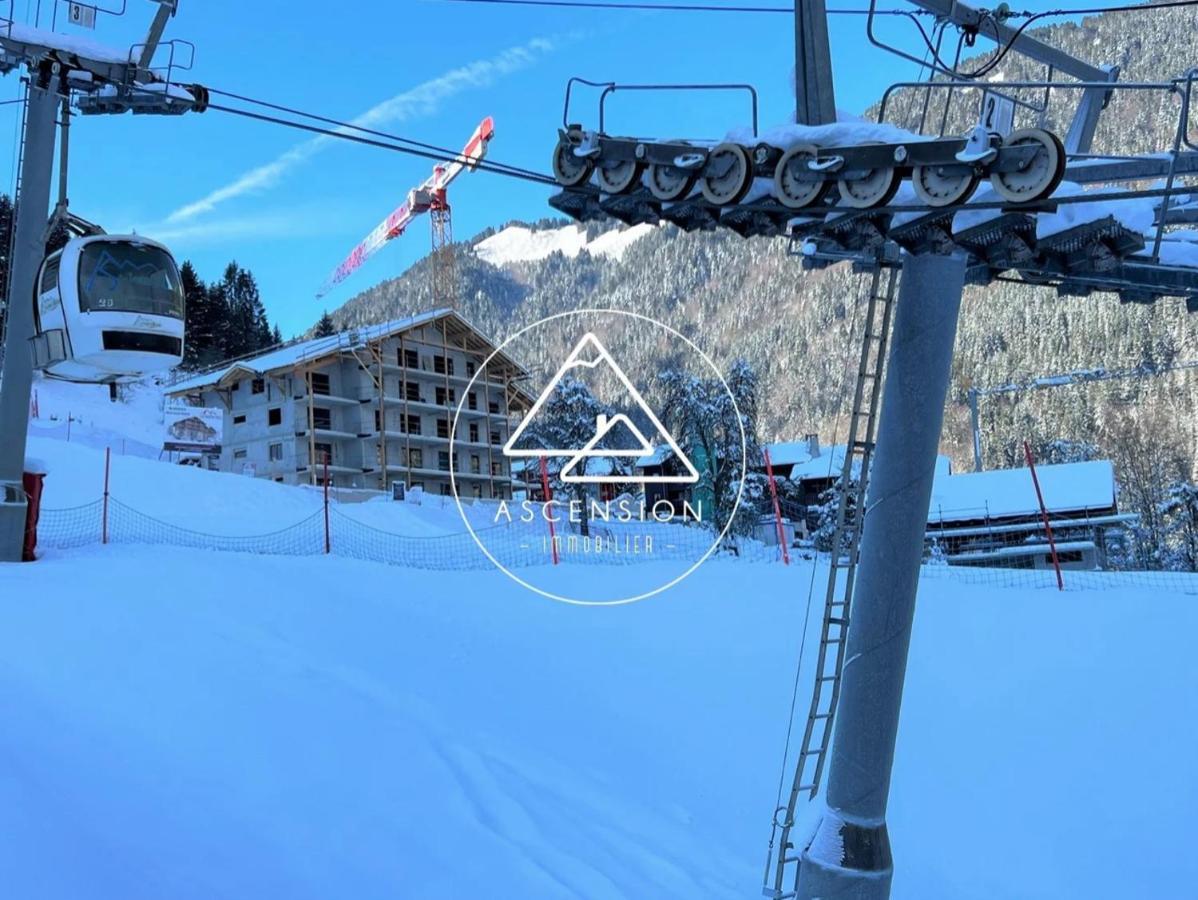 Le Snow Roc: Ski-In Studio with Panoramic Terrace and Sauna Saint-Jean-d'Aulps Exterior photo